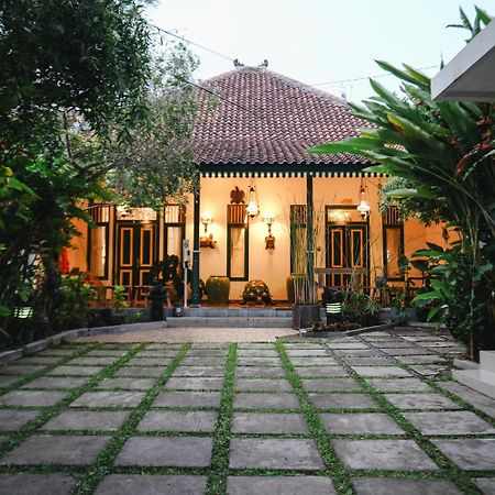 Appartement Omahkura 1 à Yogyakarta Extérieur photo